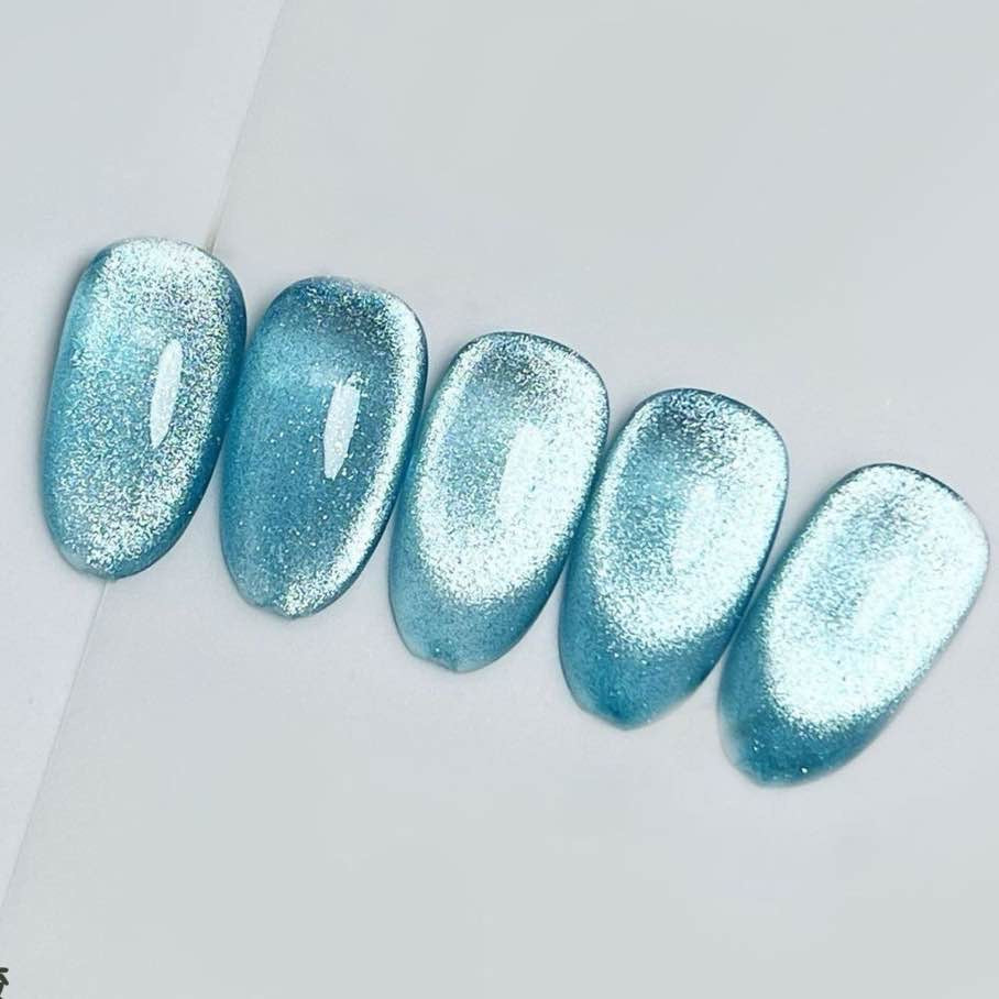 16 Colors Silver Diamond Bottle Cat Eye Nail Gel