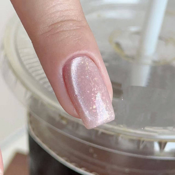 She 04 Cat Eye Nail Gel