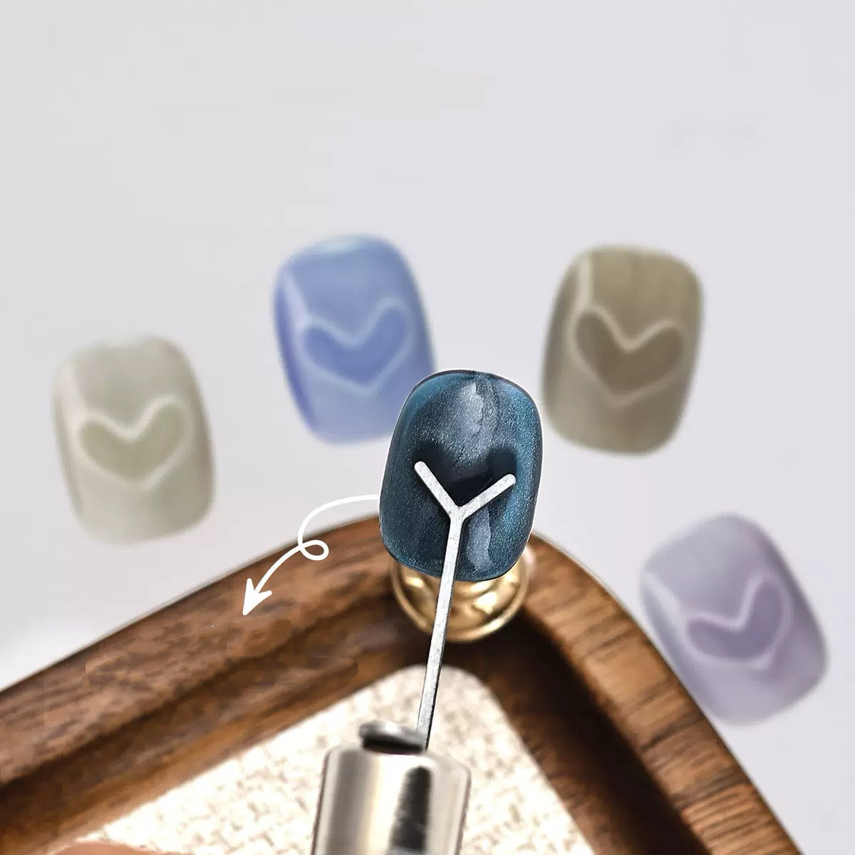 Heart Shape & Black Hole Cat Eye Nail Design Auxiliary Tool