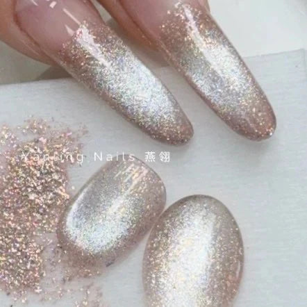 Lovable Silver magnetic cat eye gel polish creating a dazzling 3D nail effect with cool metallic shimmer and reflective nail design, perfect for stylish nail art and professional gel manicures, delivering brilliant salon-quality shine and multidimensional depth on polished nails.